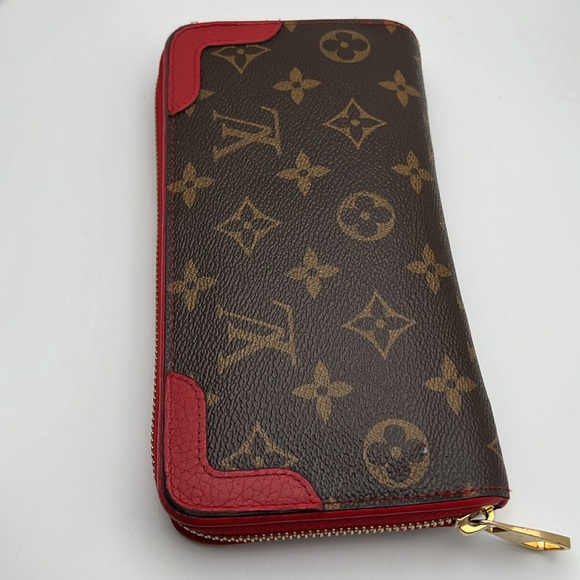 LOUIS VUITTON Zippy Long Wallet Retiro Around Monogram M61854 Red Cerise Purse - Picture 5 of 17